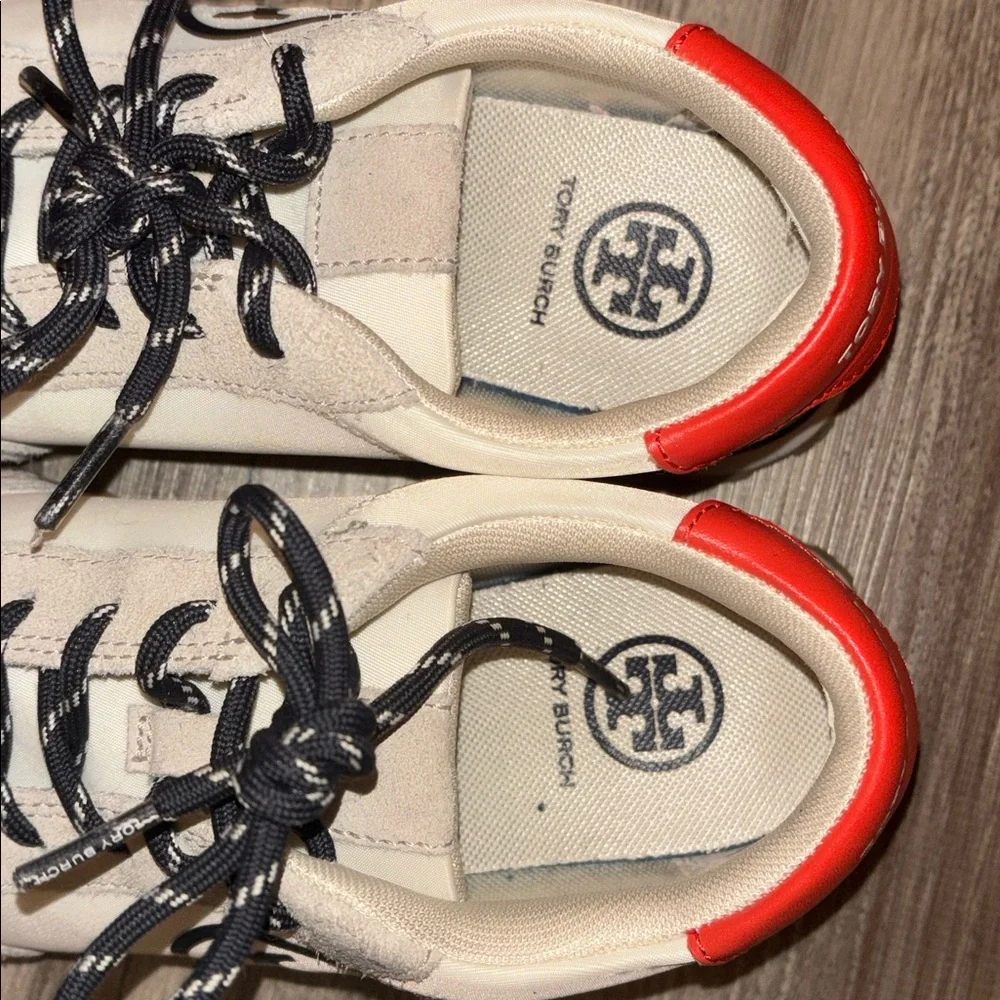 tory burch tennis shoes size 5 1/2!! - Picture 3 of 5
